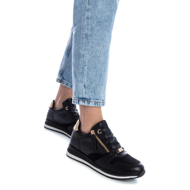 141868 TENIS AMARRADOS Negro
