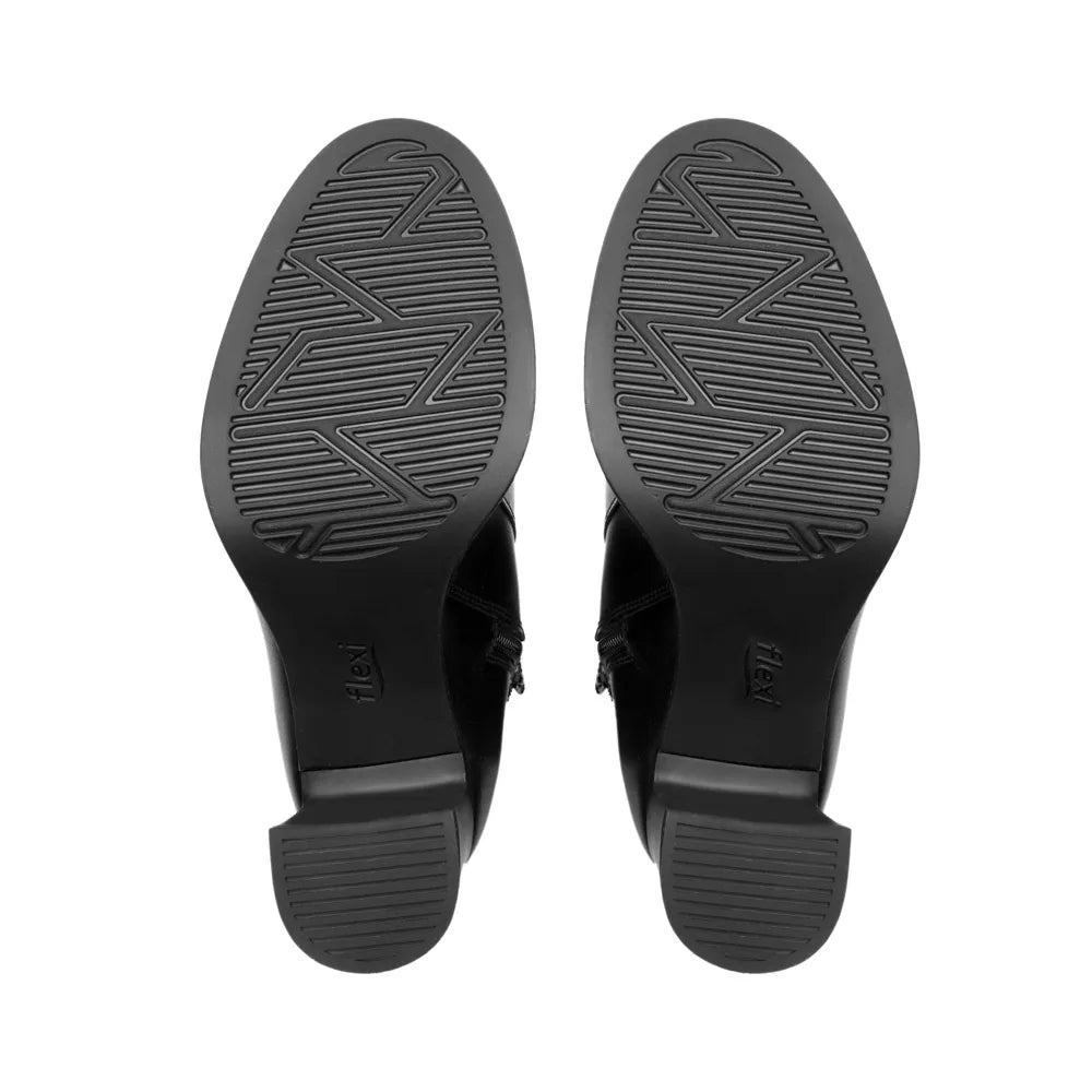 130606 BOTIN MARIELA Negro