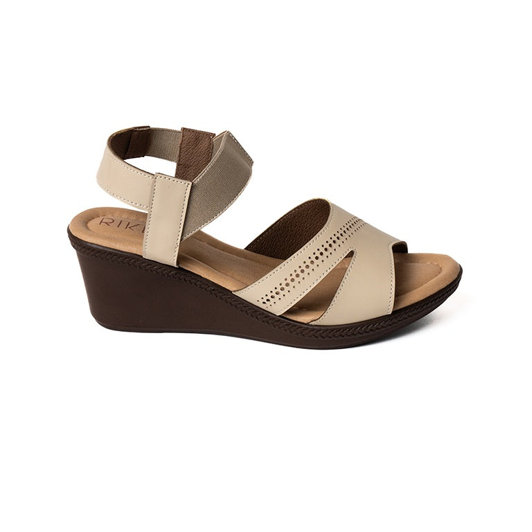 RK 342-03 SANDALIAS PLATAFORMA CMS 5 Beige