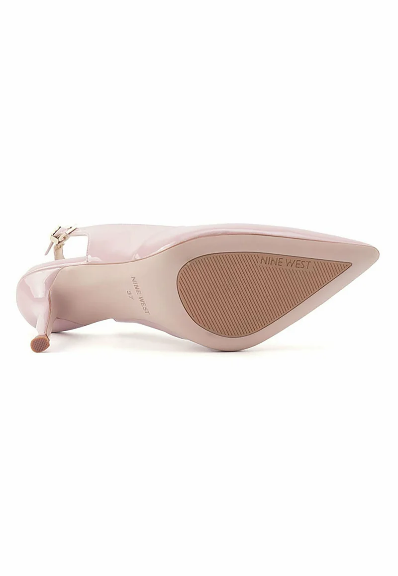 TACON NINE WEST JONIU NUDE
