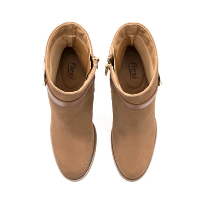 130606 BOTIN MARIELA Beige