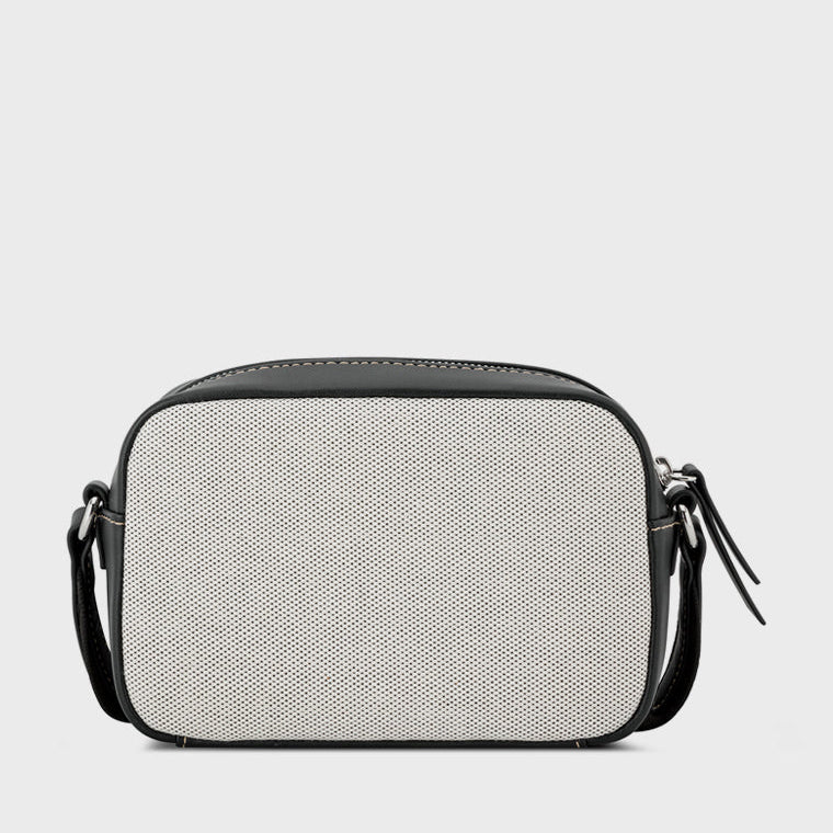 CARTERAS NINE WEST WHITE