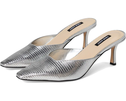 TACÓN NINE WEST SILVER