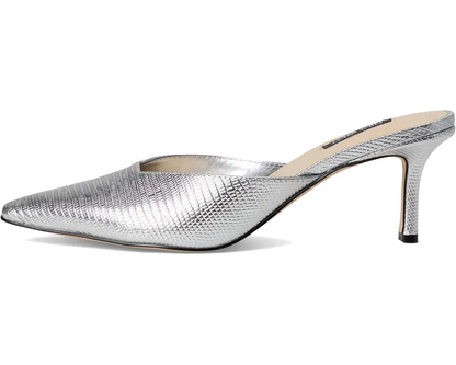 TACÓN NINE WEST SILVER
