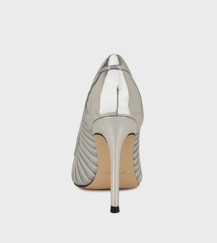 TACÓN NINE WEST SILVER